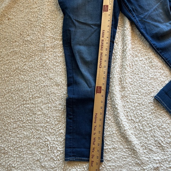 7 for all Mankind Josefina skinny boyfriend jeans; size 28; great condition! - Picture 2 of 10